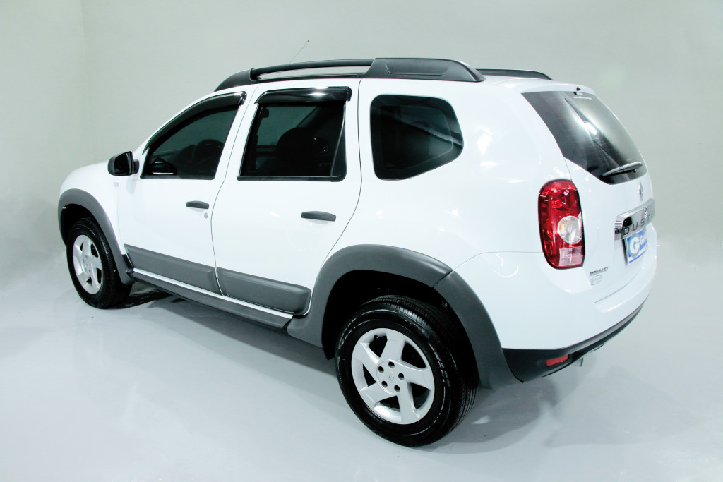 RENAULT DUSTER 1.6 16V SCE FLEX EXPRESSION MANUAL RENAULT DUSTER 1.6 16V SCE FLEX EXPRESSION MANUAL