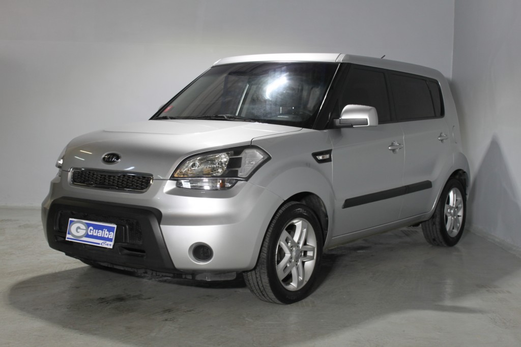 KIA SOUL 1.6 EX 16V FLEX 4P MANUAL KIA SOUL 1.6 EX 16V FLEX 4P MANUAL