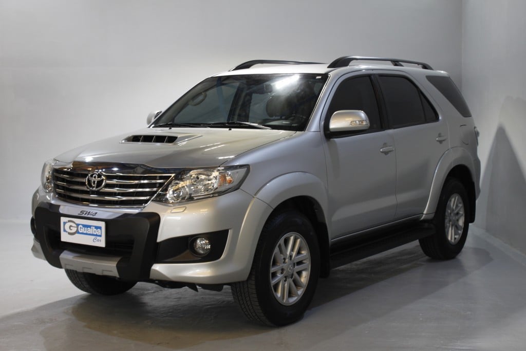TOYOTA HILUX SW4 3.0 SRV 4X4 16V TURBO INTERCOOLER DIESEL 4P AUTOMÁTICO TOYOTA HILUX SW4 3.0 SRV 4X4 16V TURBO INTERCOOLER DIESEL 4P AUTOMÁTICO