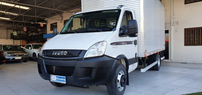Iveco Daily Chassi 70c17 - 7 TON Iveco Daily Chassi 70c17 - 7 TON