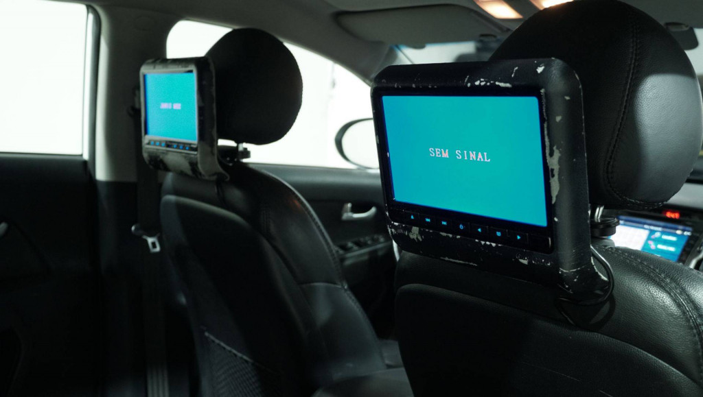 Imagem do veículo KIA SPORTAGE LX 4x4 2.0 At 2015