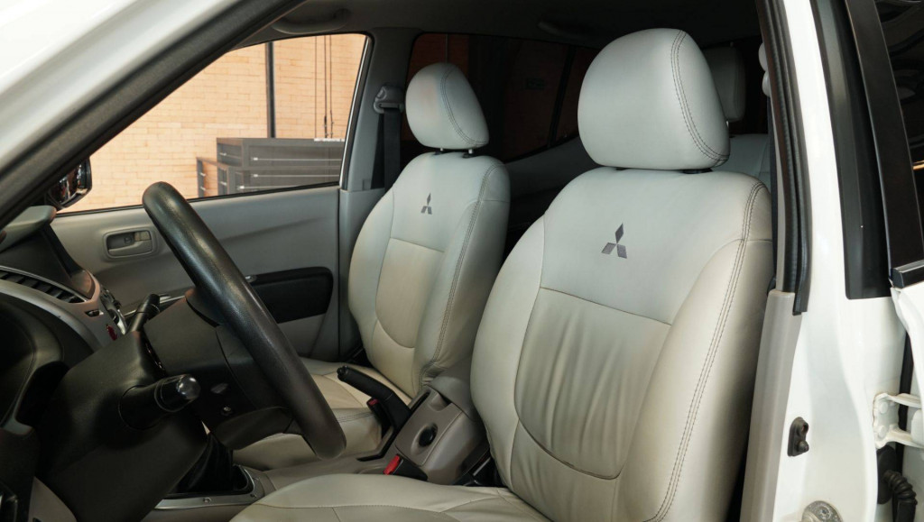 Imagem do veículo MITSUBISHI L200 TRITON 2.4 HLS 2015