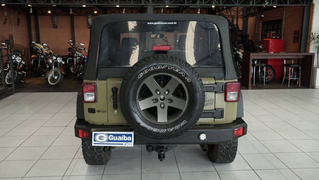 Imagem do veículo JEEP WRANGLER SPT 3.6L 2013