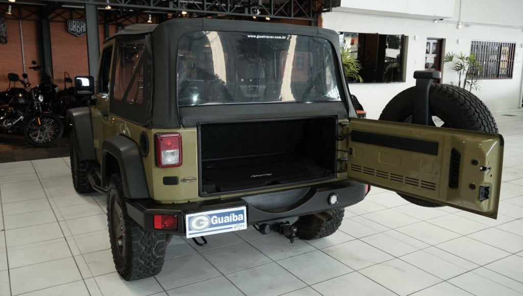 Imagem do veículo JEEP WRANGLER SPT 3.6L 2013