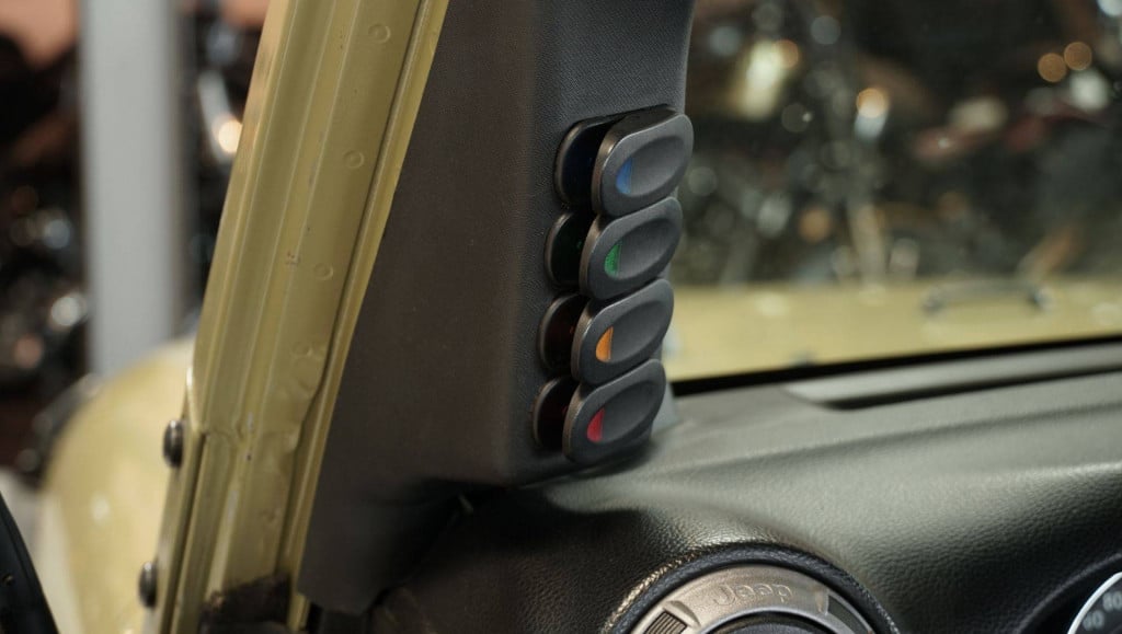 Imagem do veículo JEEP WRANGLER SPT 3.6L 2013