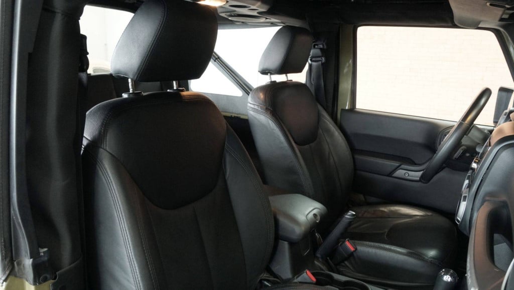 Imagem do veículo JEEP WRANGLER SPT 3.6L 2013