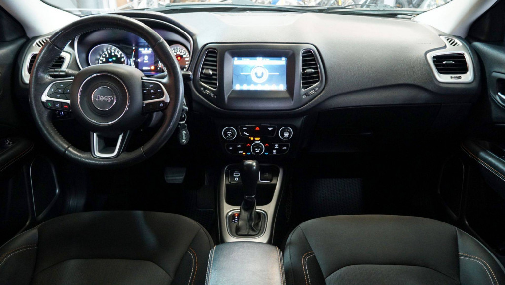 Imagem do veículo JEEP COMPASS SPORT FLEX 2019