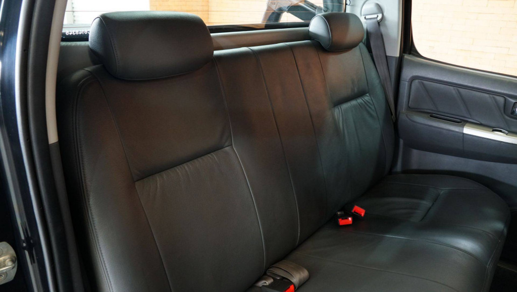 Imagem do veículo TOYOTA HILUX CD4X4 SRV 2012
