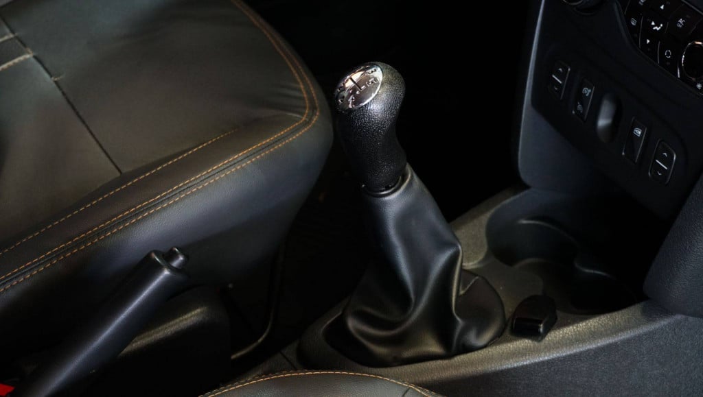 Imagem do veículo RENAULT SANDERO STEP 16 2015