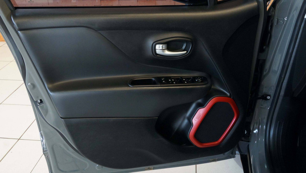 Imagem do veículo Jeep Renegade Th T2704x4 2022