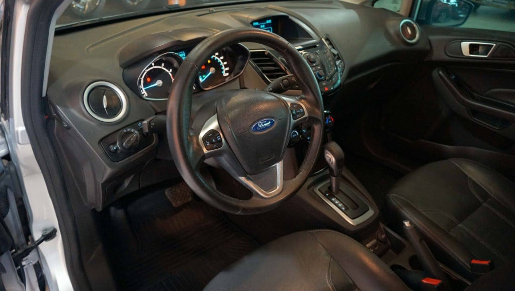 Imagem do veículo Ford Fiesta Ha 1.6l Ti A 2015