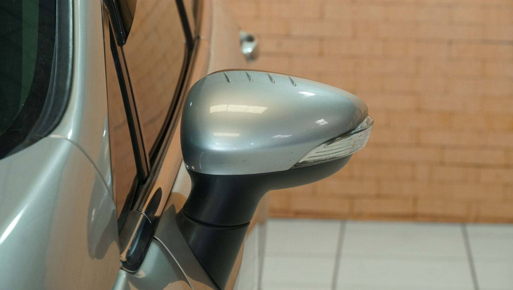 Imagem do veículo Ford Fiesta Ha 1.6l Ti A 2015