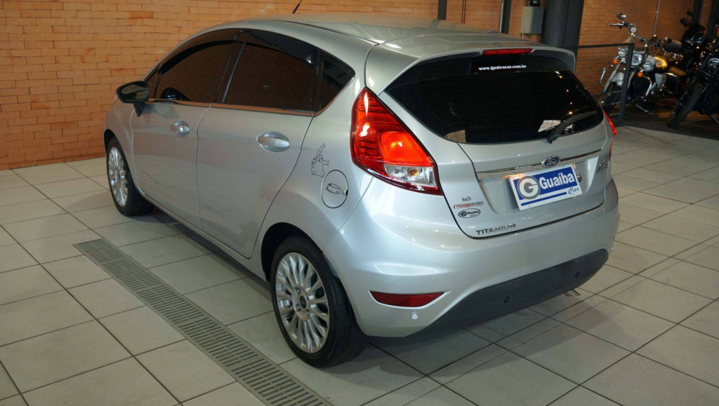 Imagem do veículo Ford Fiesta Ha 1.6l Ti A 2015