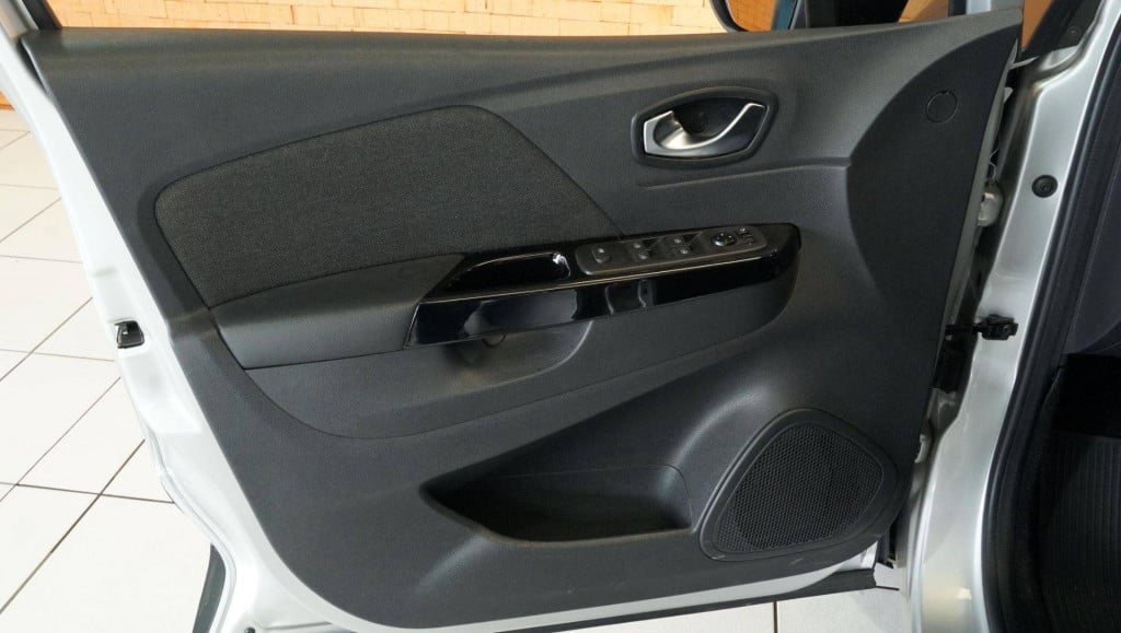 Imagem do veículo Renault Captur Int13tcvt 2022