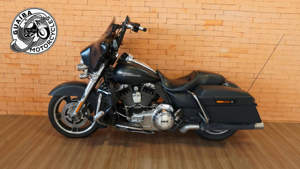 Harley-davidson Flhx 2013