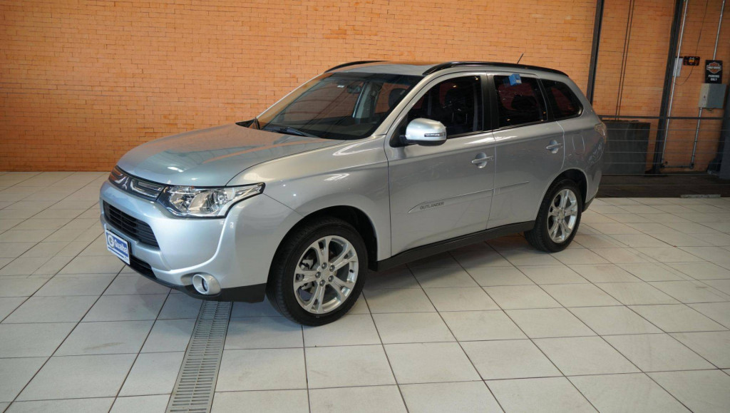 Mitsubishi Mmc Outlander 2.0 2014 Mitsubishi Mmc Outlander 2.0 2014