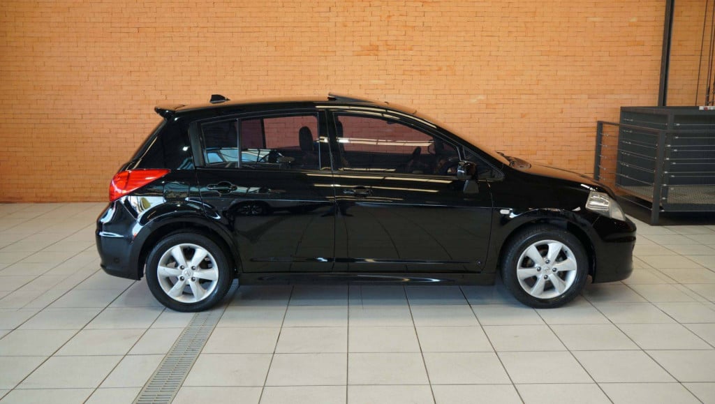 Imagem do veículo Nissan Tiida 18sl Flex 2013