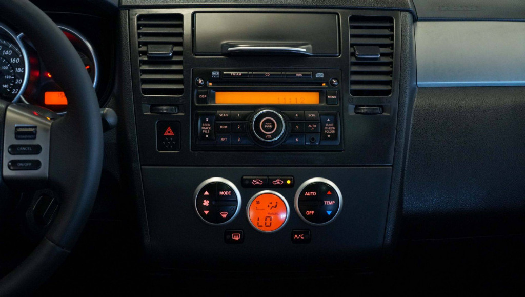 Imagem do veículo Nissan Tiida 18sl Flex 2013