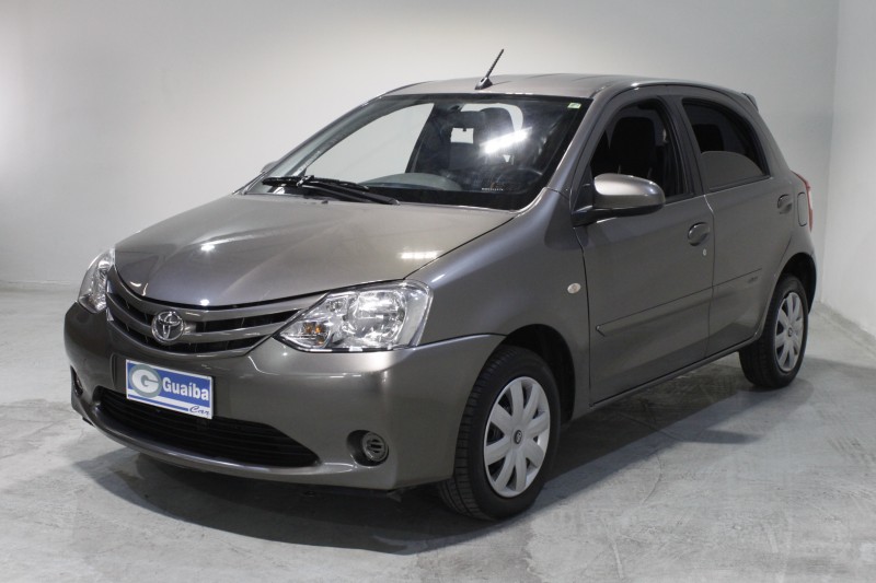 TOYOTA ETIOS 1.5 XS 16V FLEX 4P MANUAL TOYOTA ETIOS 1.5 XS 16V FLEX 4P MANUAL