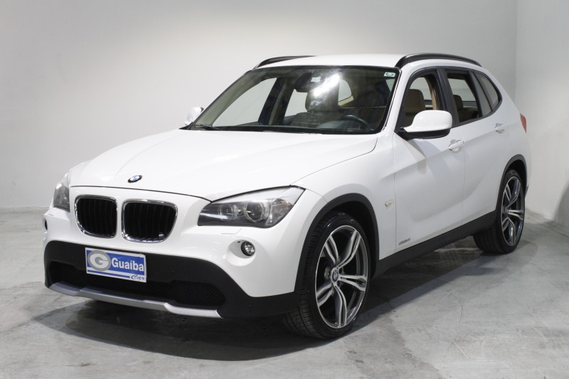 BMW X1 2.0 16V GASOLINA SDRIVE18I 4P AUTOMÁTICO BMW X1 2.0 16V GASOLINA SDRIVE18I 4P AUTOMÁTICO