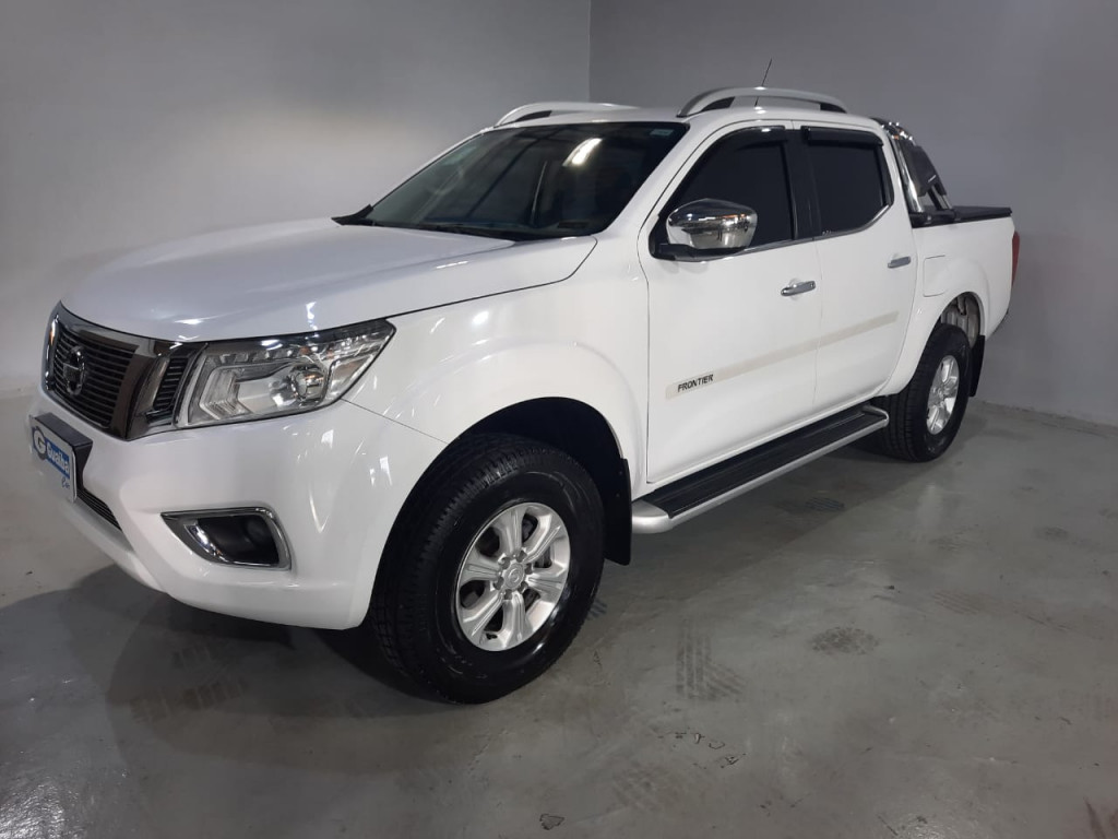 NISSAN FRONTIER 2.3 16V TURBO DIESEL LE CD 4X4 AUTOMÁTICO NISSAN FRONTIER 2.3 16V TURBO DIESEL LE CD 4X4 AUTOMÁTICO