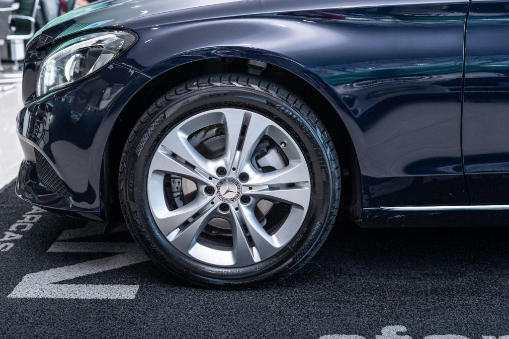 Imagem do veículo MERCEDES-BENZ C180 CGI AVANTGARD 1.6T 156CV AUT./2016