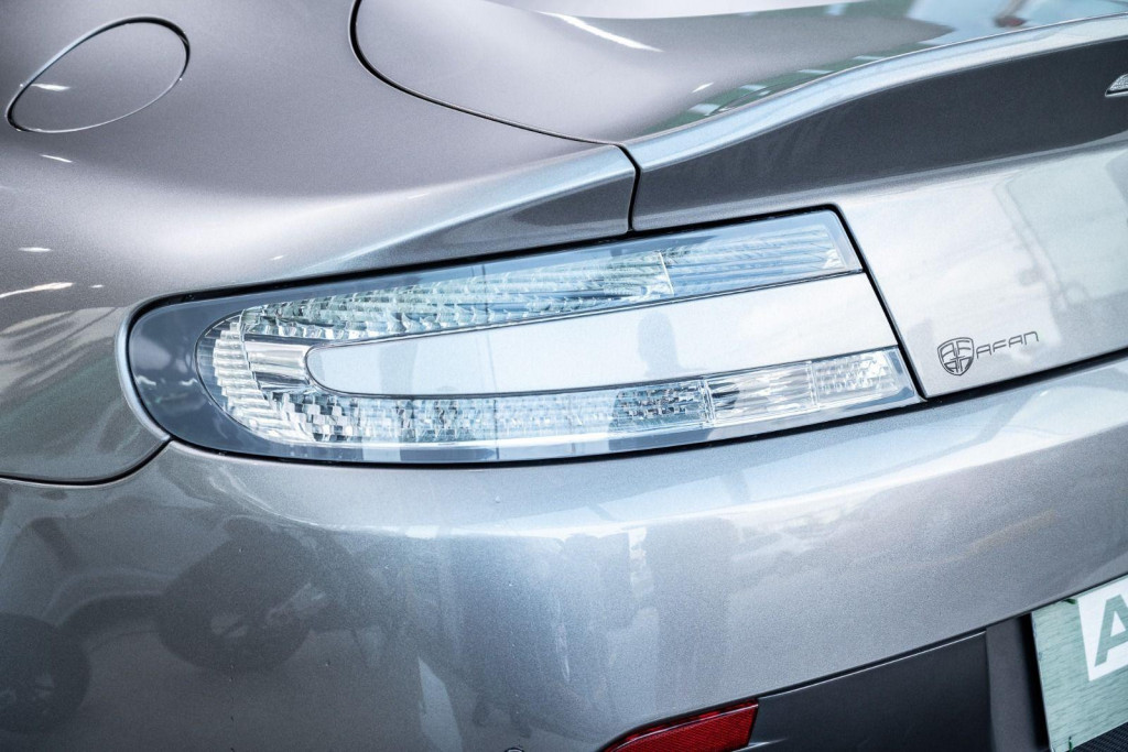 Imagem do veículo ASTON MARTIN VANTAGE S V8 4.7 430CV AUT./2012