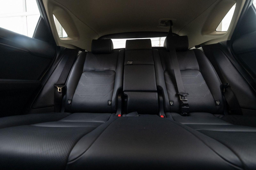 Imagem do veículo LEXUS NX300H LUXURY 2.5 200cv C/TETO AUT./2019 HYBRID