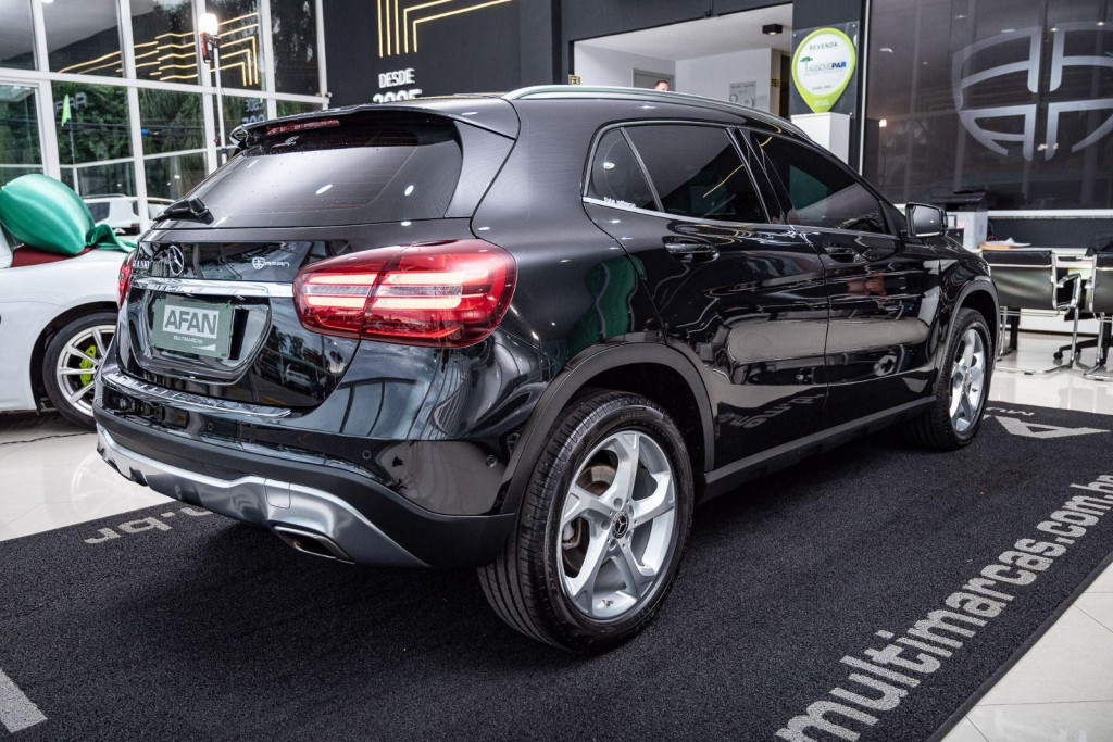 Imagem do veículo MERCEDES-BENZ GLA200 ADVANCE 1.6T 156CV AUT./2018