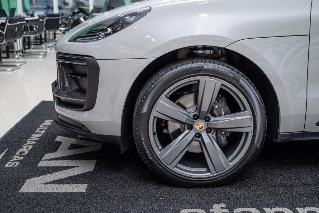 Imagem do veículo PORSCHE MACAN T 2.0T 265CV 4X4 C/TETO AUT./2023
