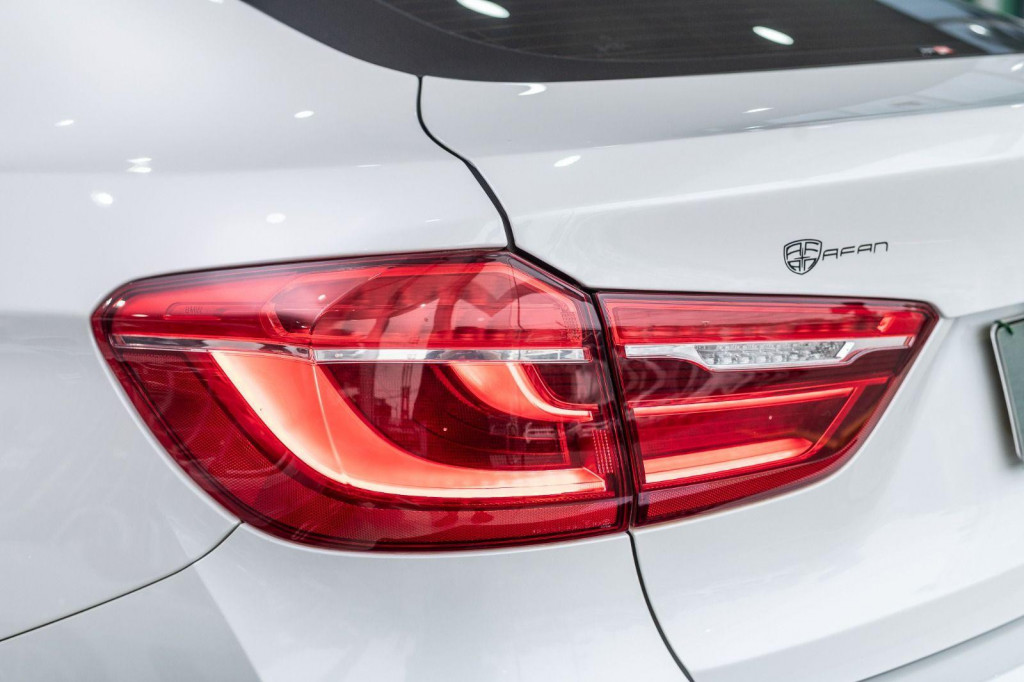Imagem do veículo BMW X6 XDRIVE 35I 3.0T 306CV 4x4 C/TETO AUT./2017