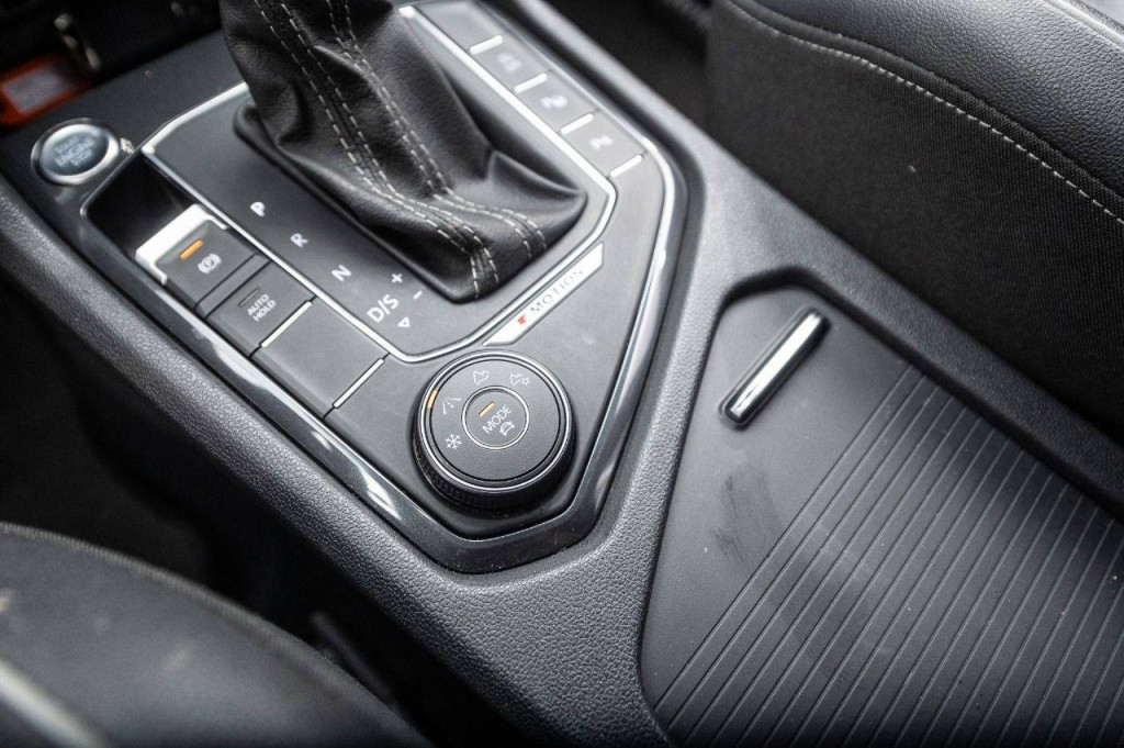 Imagem do veículo VOLKSWAGEN TIGUAN ALLSPACE R-LINE 350 2.0TSI 220CV 4WD AUT./2020