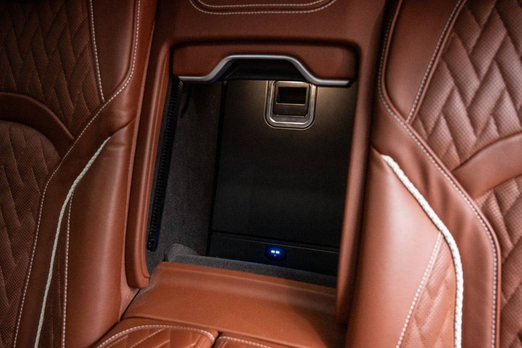 Imagem do veículo BMW M760LI V12 6.6 BI-TB 585CV C/TETO AUT./2020