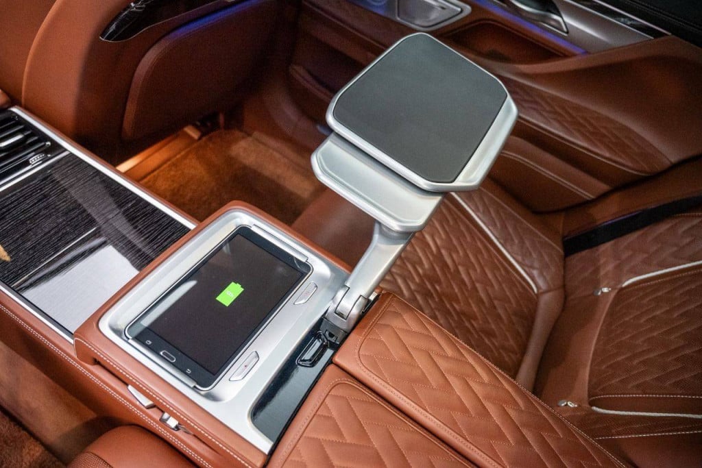 Imagem do veículo BMW M760LI V12 6.6 BI-TB 585CV C/TETO AUT./2020