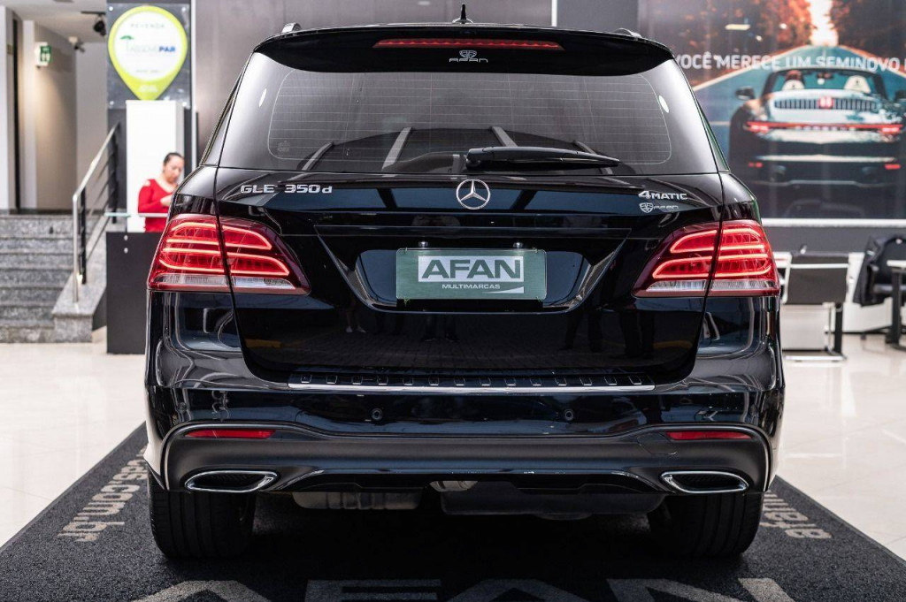 Imagem do veículo MERCEDES-BENZ GLE350D SPORT 3.0TDI 258CV 4WD C/TETO AUT./2017