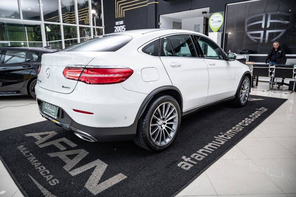 Imagem do veículo MERCEDES-BENZ GLC250 COUPE 2.0T 211CV 4MATIC C/TETO AUT./2017