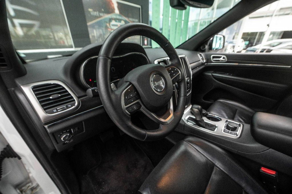 Imagem do veículo JEEP GRAND CHEROKEE LIMITED 3.6 285CV 4WD C/TETO AUT./2018