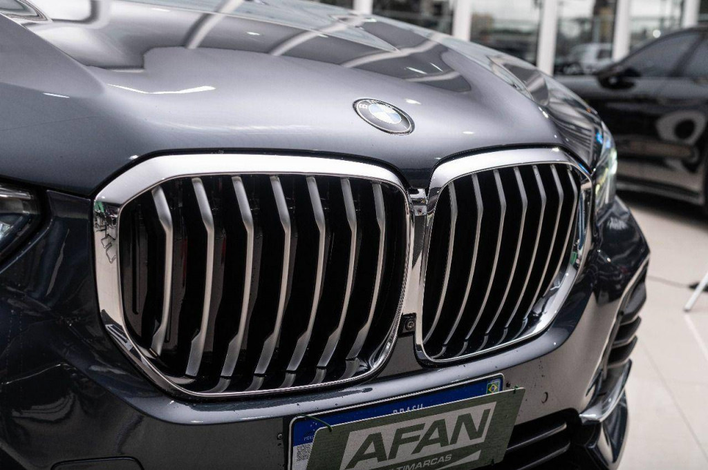 Imagem do veículo BMW X5 XDRIVE30D 3.0TDI 265CV 4WD C/TETO AUT./2020