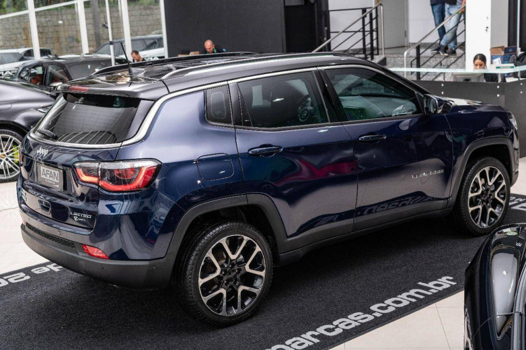 Imagem do veículo JEEP COMPASS LIMITED 2.0TDI 170CV 4WD C/TETO AUT./2020