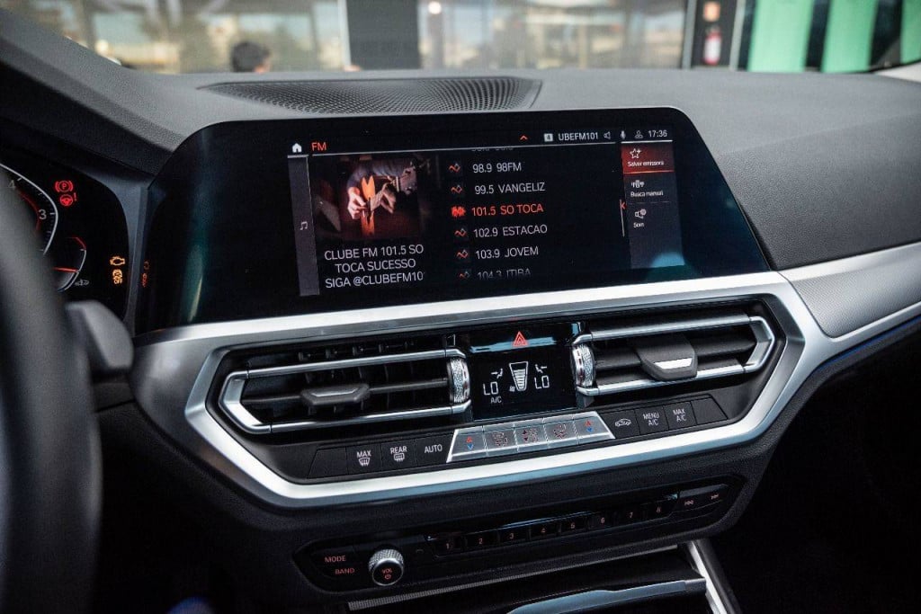 Imagem do veículo BMW 320I SPORT 2.0T 184CV AUT./2022