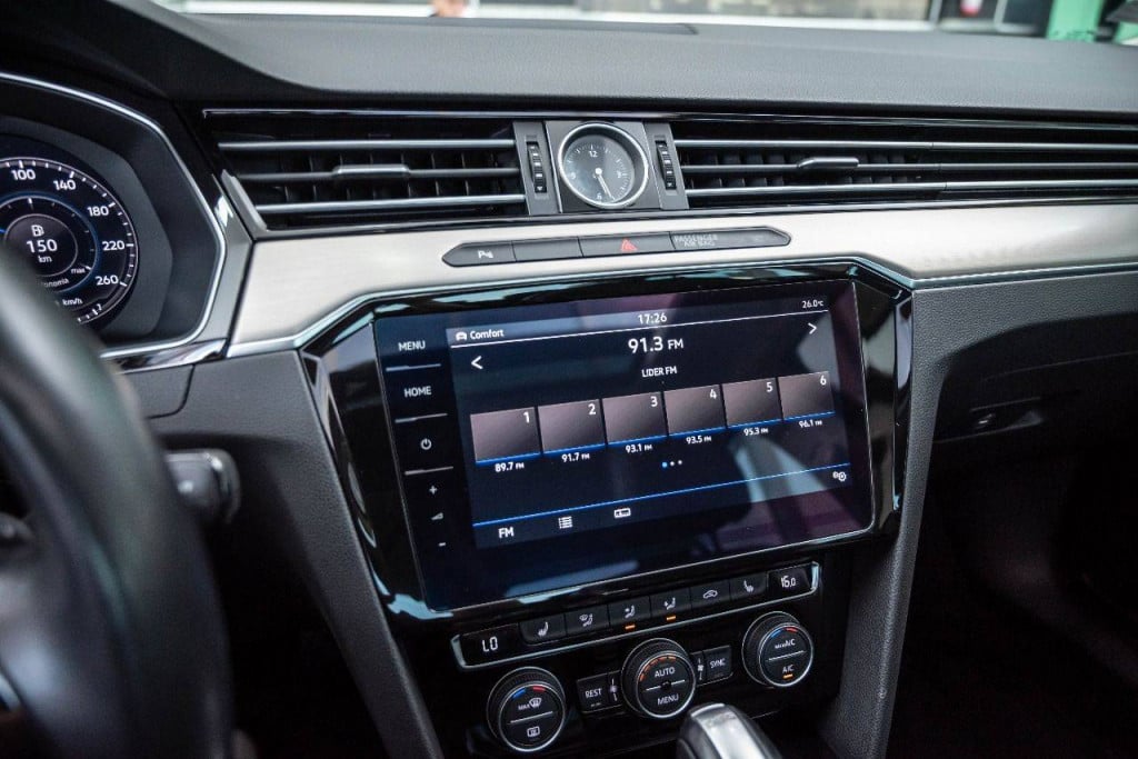 Imagem do veículo VOLKSWAGEN PASSAT HIGHLINE 2.0TSI 220CV C/TETO AUT./2019
