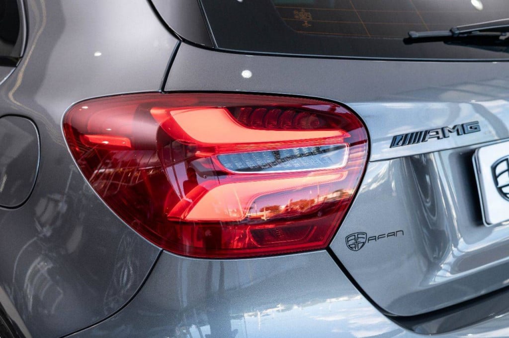 Imagem do veículo MERCEDES-BENZ A45 AMG 2.0T 381CV 4MATIC C/TETO AUT./2018