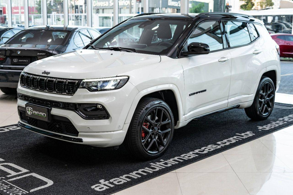 JEEP COMPASS BLACKHAWK 2.0T 272 4WD C/TETO AUT./2025