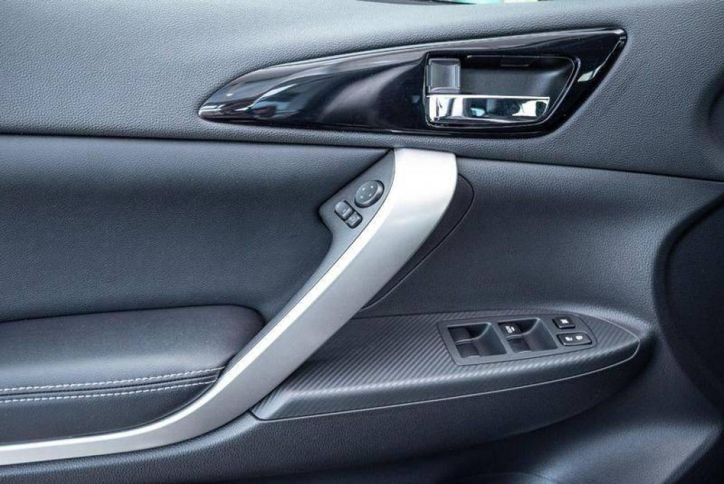 Imagem do veículo MITSUBISHI ECLIPSE CROSS HPE-S 1.5T 165CV C/TETO AUT./2024