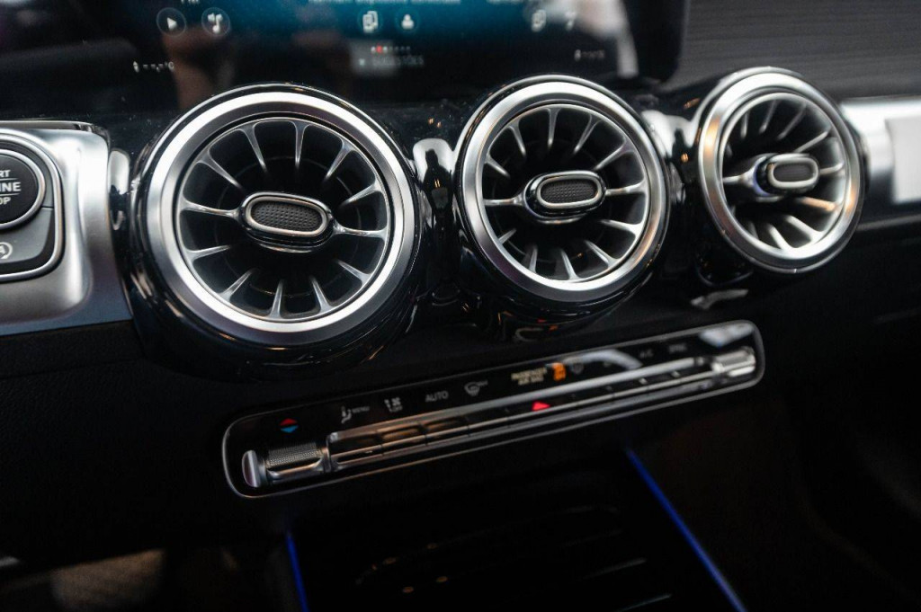 Imagem do veículo Mercedes-benz Glb200 Progressive 1.3t 163cv Cteto Aut.2023
