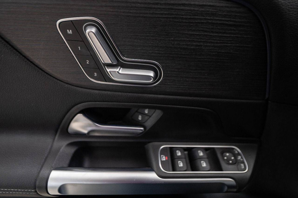 Imagem do veículo Mercedes-benz Glb200 Progressive 1.3t 163cv Cteto Aut.2023