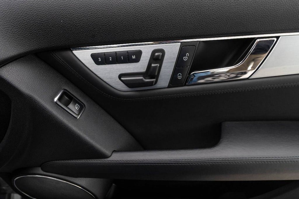 Imagem do veículo Mercedes-benz C 63 Amg 6.2 457cv Cteto Aut.2011