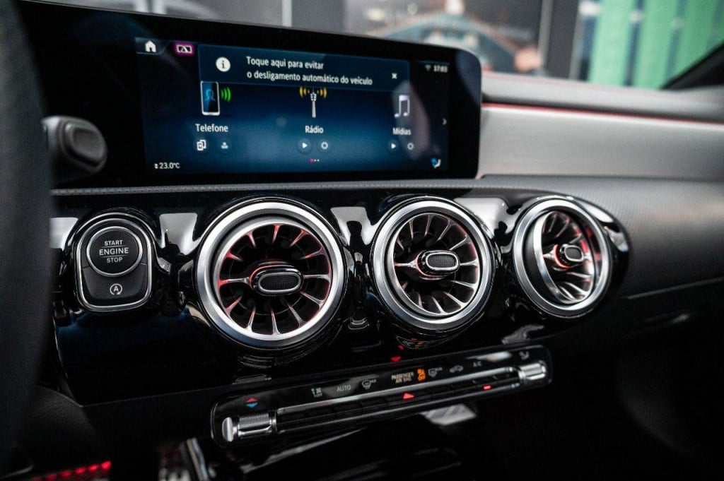 Imagem do veículo Mercedes-benz Cla 200 Amg Line 1.3t 163cv Cteto Aut.2024