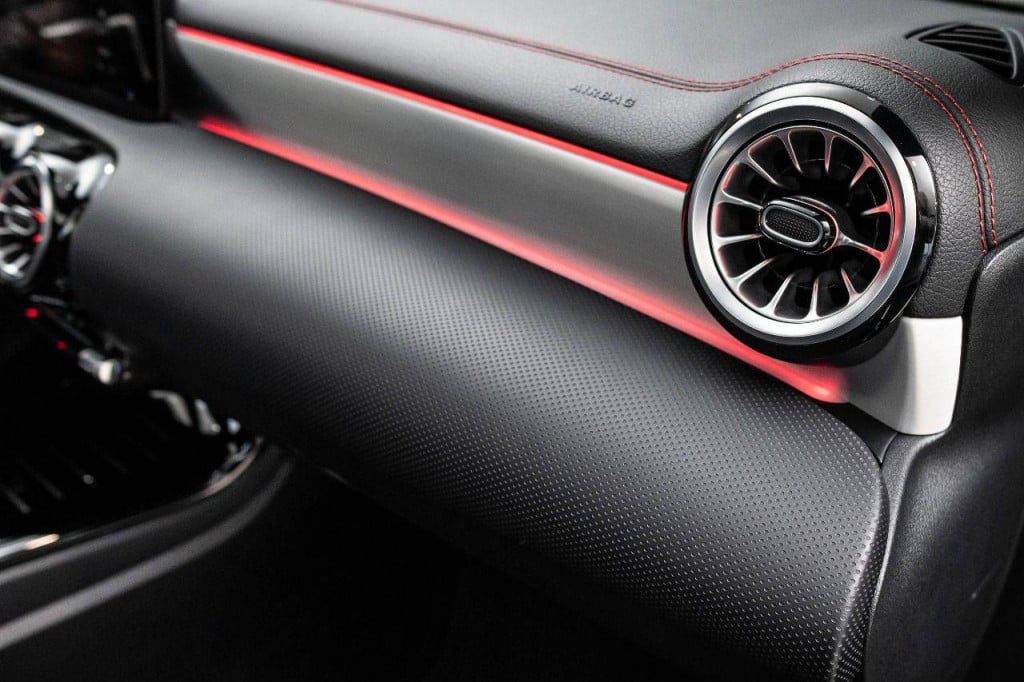 Imagem do veículo Mercedes-benz Cla 200 Amg Line 1.3t 163cv Cteto Aut.2024