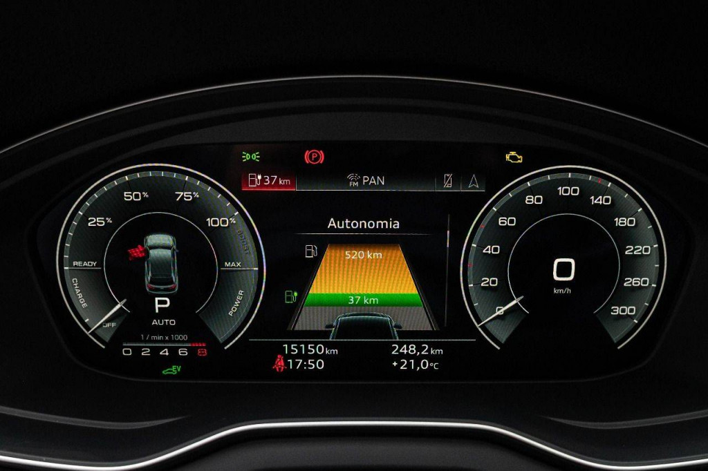 Imagem do veículo Audi Q5 Performance Black 2.0tfsi-e 367cv Quattro Cteto Aut.2024 Hybrid